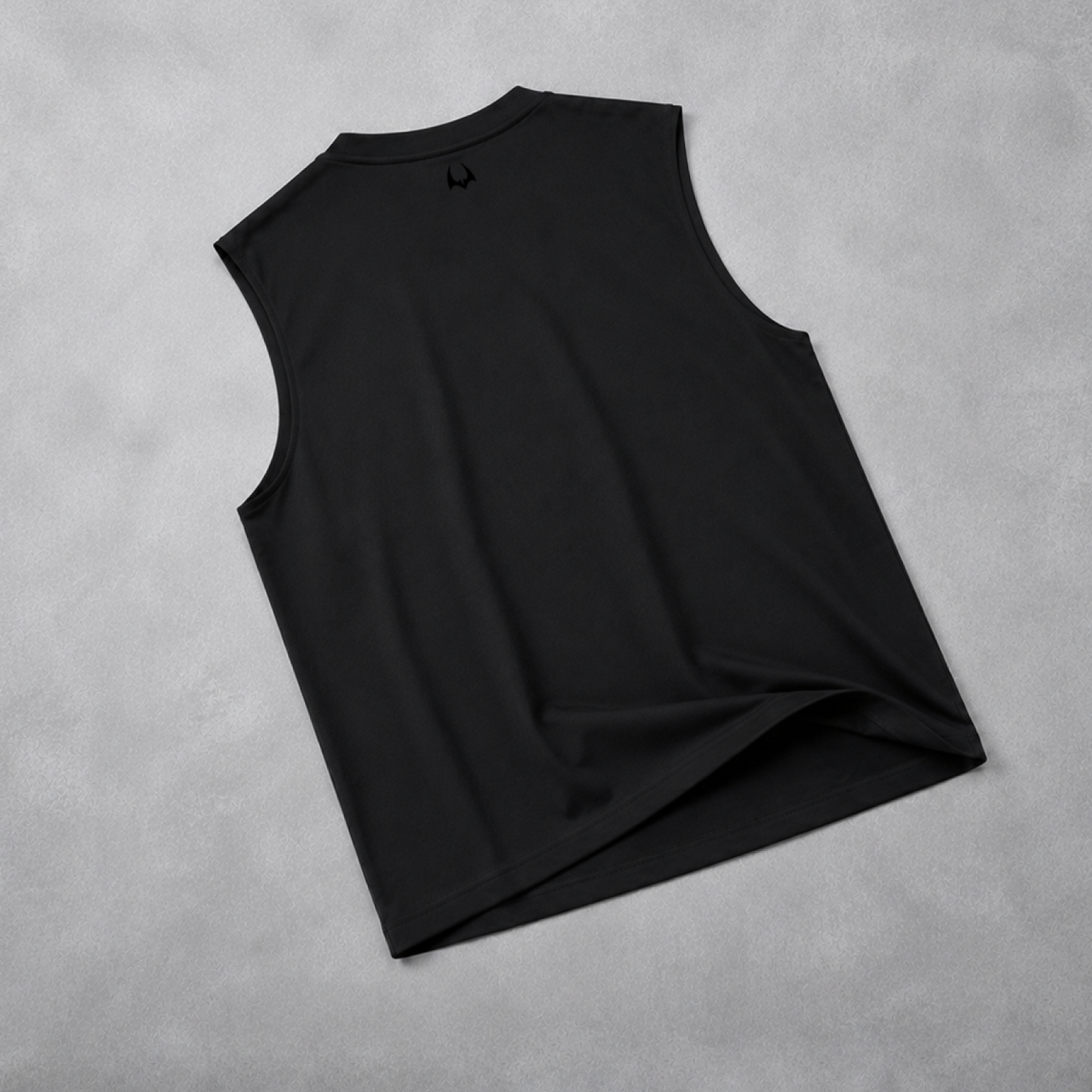 Smaug Collection Blackout Oversized Training Tank – Black
