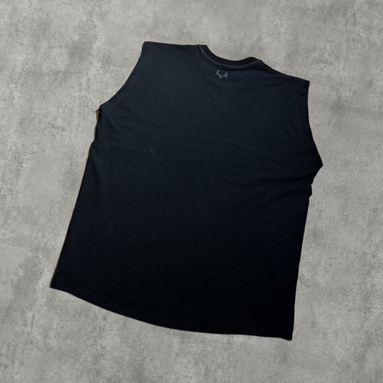 Smaug Collection Blackout Oversized Training Tank – Black